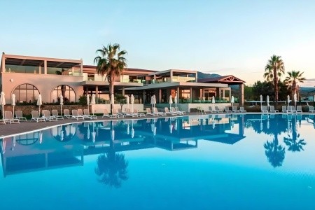 Almyros Beach Resort & Spa - 9