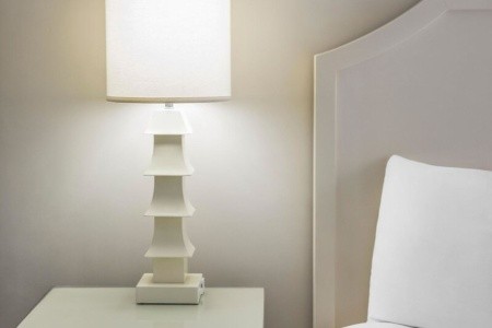 USA California The Hotel Of Hollywood 9 dňový pobyt Raňajky Letecky Letisko: Viedeň October 2025 (31/10/25- 8/11/25)