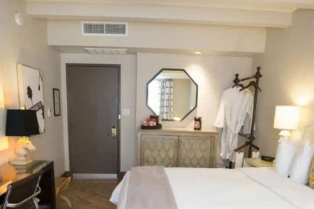 USA California The Hotel Of Hollywood 9 dňový pobyt Raňajky Letecky Letisko: Viedeň October 2025 (31/10/25- 8/11/25)