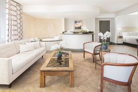 USA California The Hotel Of Hollywood 9 dňový pobyt Raňajky Letecky Letisko: Viedeň October 2025 (31/10/25- 8/11/25)