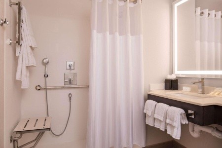 USA New York Hilton Garden Inn Nyc Financial Center / Manhattan Downtown 11 dňový pobyt Raňajky Letecky Letisko: Viedeň September 2025 (30/09/25-10/10/25)