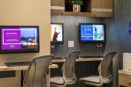 USA New York Hilton Garden Inn Nyc Financial Center / Manhattan Downtown 11 dňový pobyt Raňajky Letecky Letisko: Viedeň September 2025 (30/09/25-10/10/25)