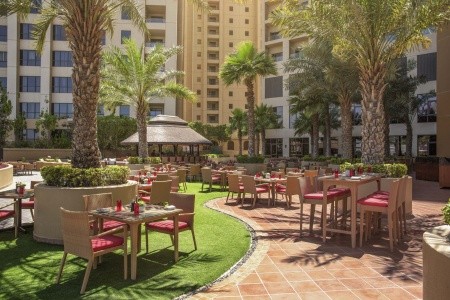 Spojené arabské emiráty Dubaj Amwaj Rotana Jumeirah Beach 14 dňový pobyt Raňajky Letecky Letisko: Praha June 2025 (20/06/25- 3/07/25)