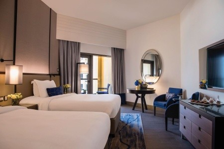 Spojené arabské emiráty Dubaj Amwaj Rotana Jumeirah Beach 14 dňový pobyt Raňajky Letecky Letisko: Praha June 2025 (20/06/25- 3/07/25)