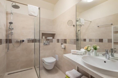 Maďarsko Západné Zadunajsko Kehida Termal 5 dňový pobyt Polpenzia Vlastná November 2025 (12/11/25-16/11/25)