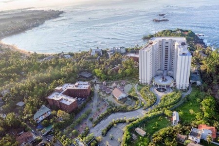 Araliya Beach Resort & Spa - 36