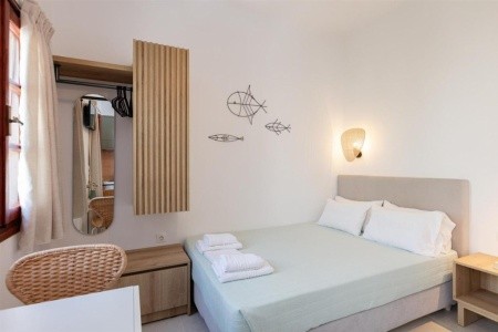 Studia Eleftheria - 21