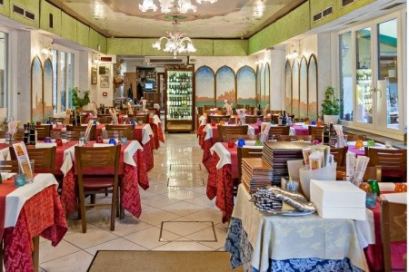 Taliansko Benátky Malibran 8 dňový pobyt Raňajky Letecky Letisko: Viedeň January 2026 (23/01/26-30/01/26)