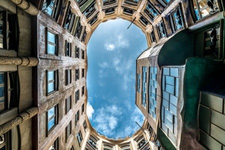 BARCELONA A MONTSERRAT S POBYTEM U MOŘE let - 6