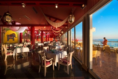 Egypt Sharm El Sheikh Sentido Reef Oasis Senses Resort 15 dňový pobyt All Inclusive Letecky Letisko: Praha July 2026 (25/07/26- 8/08/26)