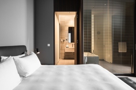 Intercontinental - 48