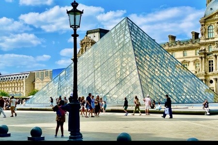 Tajemství Paříže a Versailles - 22