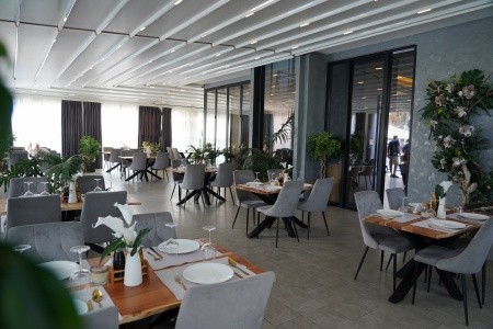 Albánsko Durrës Henry Resort 8 dňový pobyt All Inclusive Letecky Letisko: Brno July 2026 ( 7/07/26-14/07/26)