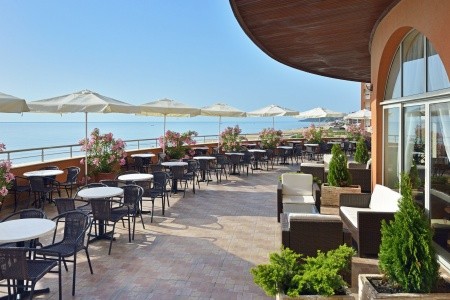 Bulharsko Obzor Sol Luna Bay Resort & Aquapark 8 dňový pobyt All Inclusive Letecky Letisko: Bratislava August 2026 (18/08/26-25/08/26)