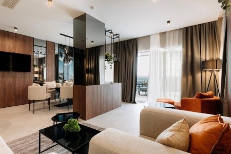 Chorvátsko Split Fanat 14 dňový pobyt Raňajky Letecky Letisko: Praha October 2025 (25/10/25- 7/11/25)