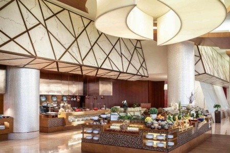 Spojené arabské emiráty Dubaj Swissotel Living Al Ghurair 5 dňový pobyt Raňajky Letecky Letisko: Praha June 2026 (29/06/26- 3/07/26)