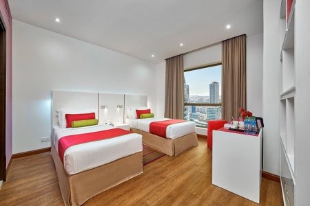 Spojené arabské emiráty Dubaj Ramada Hotel & Suites By Wyndham Jbr 5 dňový pobyt Polpenzia Letecky Letisko: Praha April 2026 (17/04/26-21/04/26)