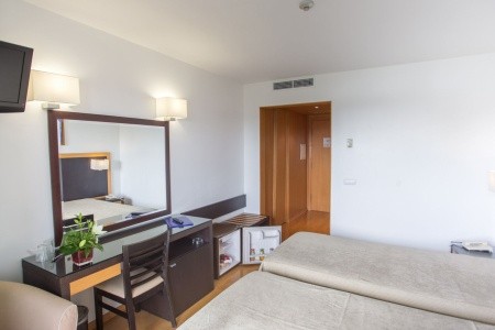 Portugalsko Azorské ostrovy Antillia 14 dňový pobyt Raňajky Letecky Letisko: Viedeň October 2025 (22/10/25- 4/11/25)