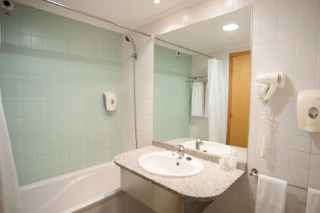 Portugalsko Azorské ostrovy Antillia 14 dňový pobyt Raňajky Letecky Letisko: Viedeň October 2025 (22/10/25- 4/11/25)