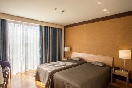 Portugalsko Azorské ostrovy Antillia 14 dňový pobyt Raňajky Letecky Letisko: Viedeň October 2025 (22/10/25- 4/11/25)