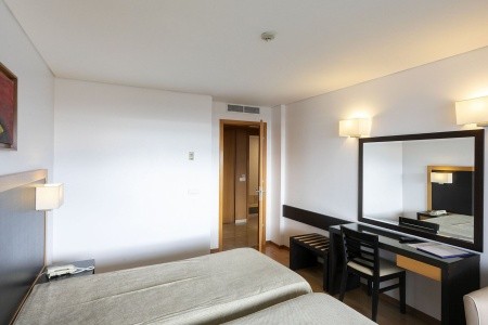 Portugalsko Azorské ostrovy Antillia 14 dňový pobyt Raňajky Letecky Letisko: Viedeň October 2025 (22/10/25- 4/11/25)