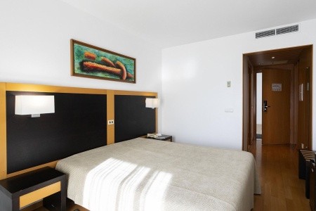 Portugalsko Azorské ostrovy Antillia 14 dňový pobyt Raňajky Letecky Letisko: Viedeň October 2025 (22/10/25- 4/11/25)