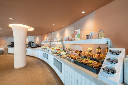 Zenith (Ex.marlin Beach) - 33