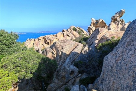 Smaragdová Sardinie - moře i památky - 5