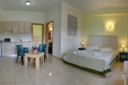 Theofilos Superior - 30