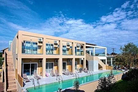 Amour Holiday Resort - 5