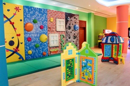 Spojené arabské emiráty Ras Al Khaimah Doubletree By Hilton & Spa Marjan Island 9 dňový pobyt Ultra All inclusive Letecky Letisko: Bratislava February 2026 (15/02/26-23/02/26)