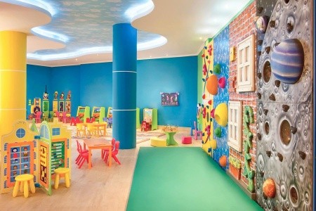 Spojené arabské emiráty Ras Al Khaimah Doubletree By Hilton & Spa Marjan Island 9 dňový pobyt Ultra All inclusive Letecky Letisko: Bratislava February 2026 (15/02/26-23/02/26)