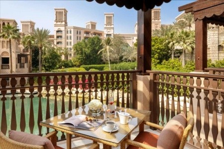 Spojené arabské emiráty Dubaj Jumeirah Dar Al Masyaf 5 dňový pobyt Polpenzia Letecky Letisko: Praha October 2025 ( 9/10/25-13/10/25)