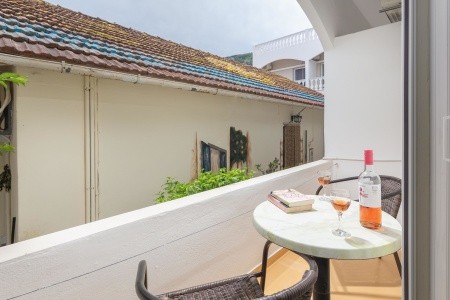 Grécko Korfu Bella Vista - Apartmány A Studia 6 dňový pobyt Raňajky Letecky Letisko: Praha October 2026 (13/10/26-18/10/26)