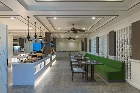 Thajsko Phuket Chanalai Flora Resort 10 dňový pobyt Raňajky Letecky Letisko: Viedeň November 2025 ( 6/11/25-15/11/25)