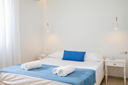 Grécko Korfu Bella Vista - Apartmány A Studia 6 dňový pobyt Raňajky Letecky Letisko: Praha October 2026 (13/10/26-18/10/26)