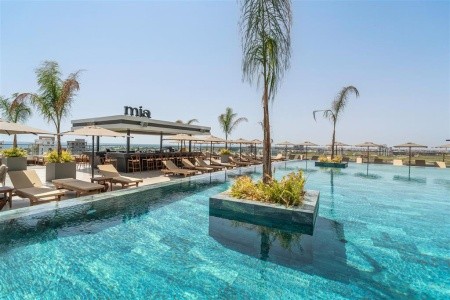 Cyprus Severný Cyprus Grand Sapphire Resort 8 dňový pobyt Ultra All inclusive Letecky Letisko: Bratislava July 2026 (18/07/26-25/07/26)