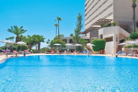 St. Raphael Resort - 4