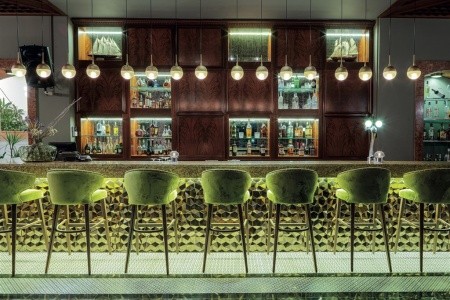 St. Raphael Resort - 8