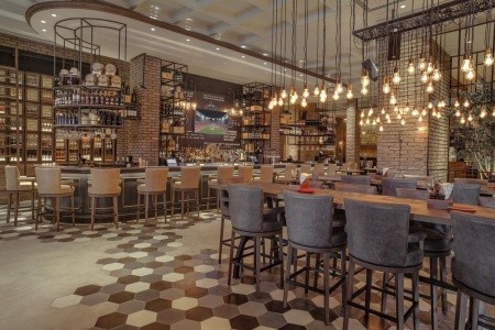 Spojené arabské emiráty Dubaj Amwaj Rotana Jumeirah Beach 14 dňový pobyt Raňajky Letecky Letisko: Praha June 2025 (20/06/25- 3/07/25)