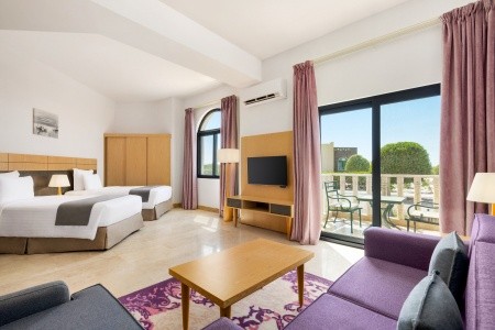 Omán  Wyndham Garden Mirbat 5 dňový pobyt All Inclusive Letecky Letisko: Praha December 2025 (26/12/25-30/12/26)