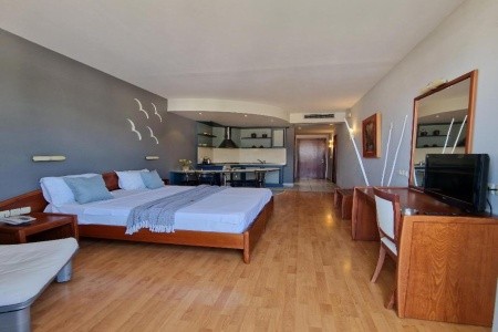 Evilion Sea And Sun - 42