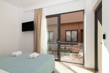 Golden Bee Lifestyle - 24