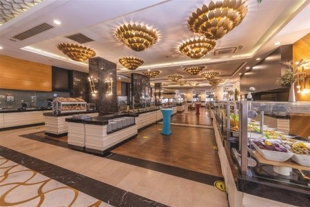 Port River Hotel & Spa - 11