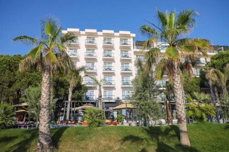 Albánsko Durrës Resort Vm 15 dňový pobyt All Inclusive Letecky Letisko: Praha August 2026 ( 2/08/26-16/08/26)