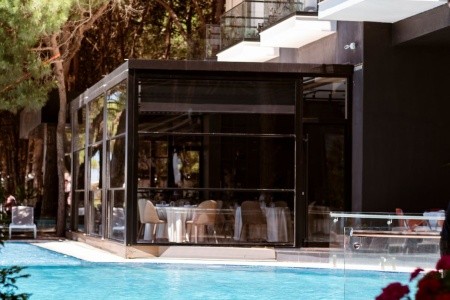 Albánsko Durrës Resort Vm 15 dňový pobyt All Inclusive Letecky Letisko: Praha August 2026 ( 2/08/26-16/08/26)