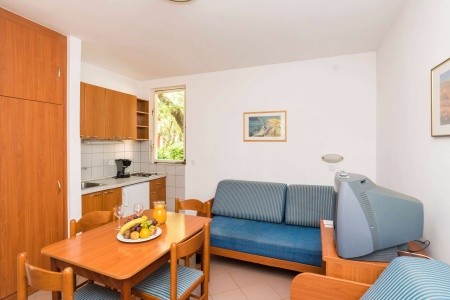 Chorvátsko Umag Sol Polynesia Apartments 6 dňový pobyt Polpenzia Vlastná July 2025 ( 5/07/25-10/07/25)