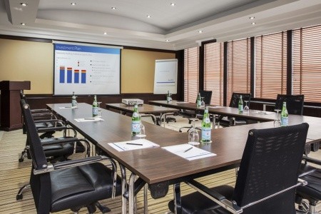 Spojené arabské emiráty Dubaj Jumeirah Rotana 15 dňový pobyt Raňajky Letecky Letisko: Praha January 2026 (15/01/26-29/01/26)