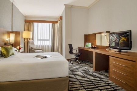 Spojené arabské emiráty Dubaj Jumeirah Rotana 15 dňový pobyt Raňajky Letecky Letisko: Praha January 2026 (15/01/26-29/01/26)