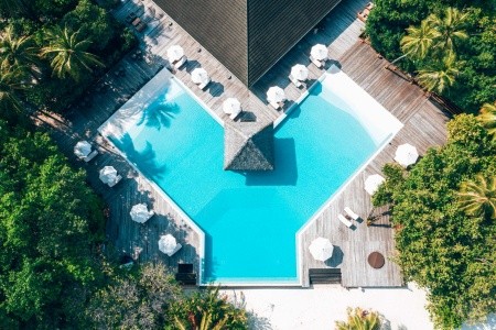 Maldivy  Adaaran Select Meedhupparu 8 dňový pobyt All Inclusive Letecky Letisko: Praha April 2026 (23/04/26-30/04/26)